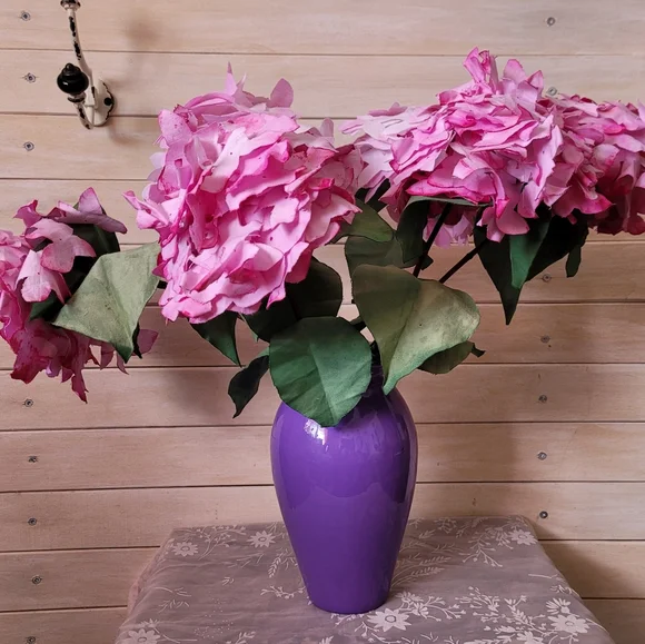 Handmade Hydrangea Bouquets - Picture 1 of 2